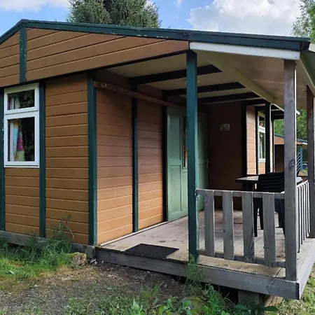 Camping Confortable A - 6 Pers. - Api-1-52-2037 La Tour-dʼAuvergne