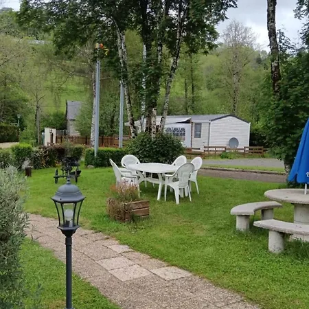 Confortable A - 6 Pers. - Api-1-52-2037 Campsite