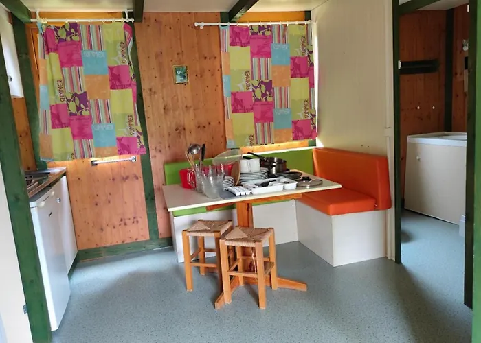 Confortable A - 6 Pers. - Api-1-52-2037